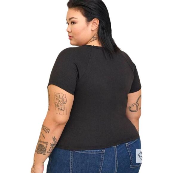 TORRID Plus Size Ribbed Crew Neck Black Raglan Crop Tee - Picture 7 of 14